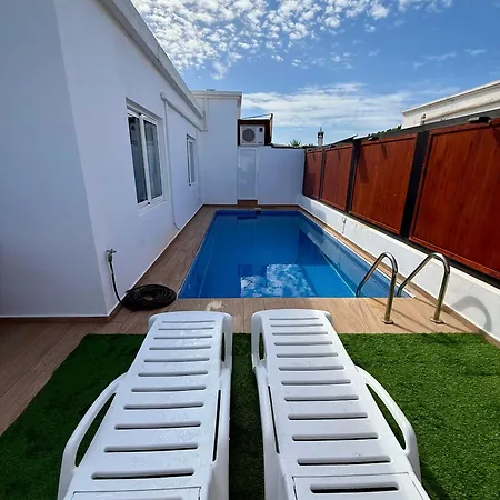 Casa Leon & Casa Nerea Holiday home *