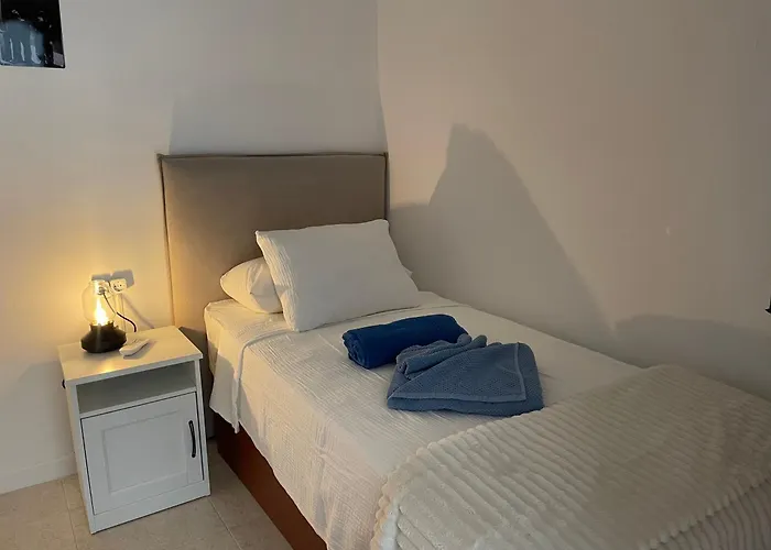 Casa Leon & Casa Nerea Two Adjacent With Heated Pool بيت للعطل بلايا بلانكا