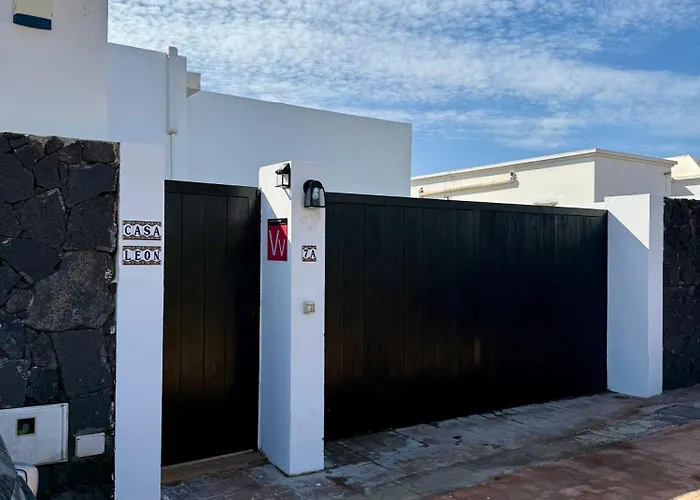 بيت للعطل Casa Leon & Casa Nerea Two Adjacent With Heated Pool بلايا بلانكا