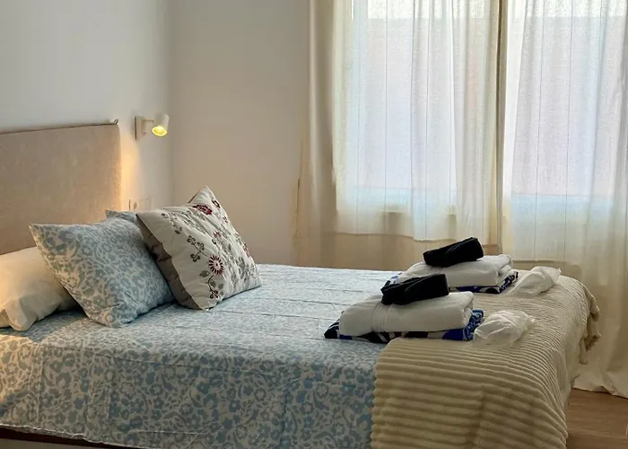 Casa Leon & Casa Nerea Two Adjacent With Heated Pool * بلايا بلانكا