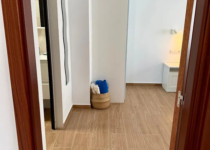 Casa Leon & Casa Nerea Two Adjacent With Heated Pool بيت للعطل