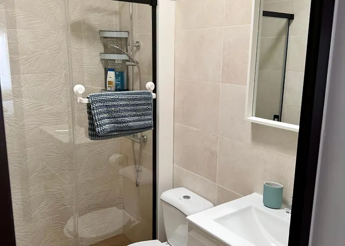 Casa Leon & Casa Nerea Two Adjacent With Heated Pool بيت للعطل