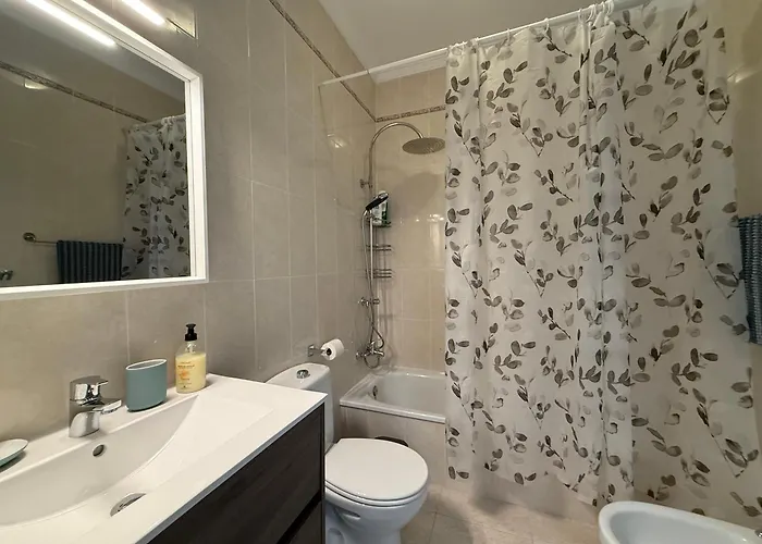 Casa Leon & Casa Nerea Two Adjacent With Heated Pool بيت للعطل بلايا بلانكا