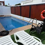 Casa Nerea & Casa Leon بيت للعطل *
