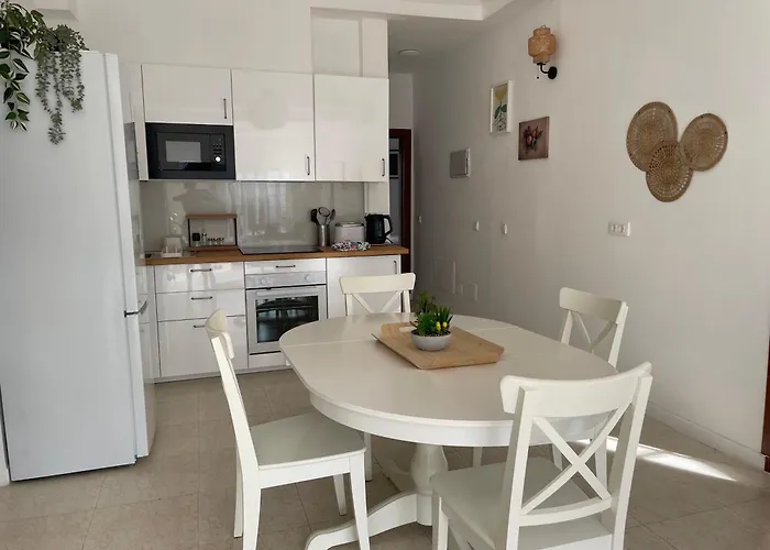 Casa Leon & Casa Nerea Two Adjacent With Heated Pool Feriehus Playa Blanca (Lanzarote)