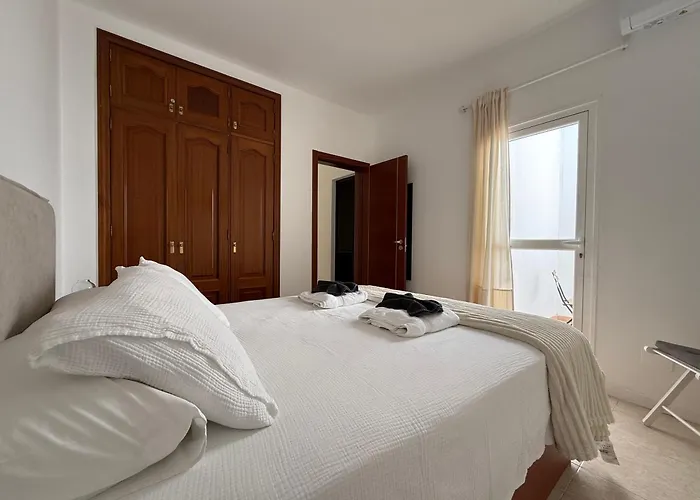 Casa Leon & Casa Nerea Two Adjacent With Heated Pool Feriehus Playa Blanca (Lanzarote)